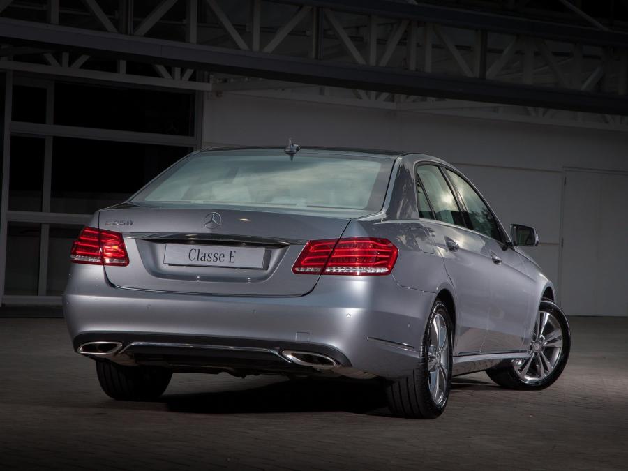  Mercedes-Benz E250 2013 года  (фото 4 из 6)